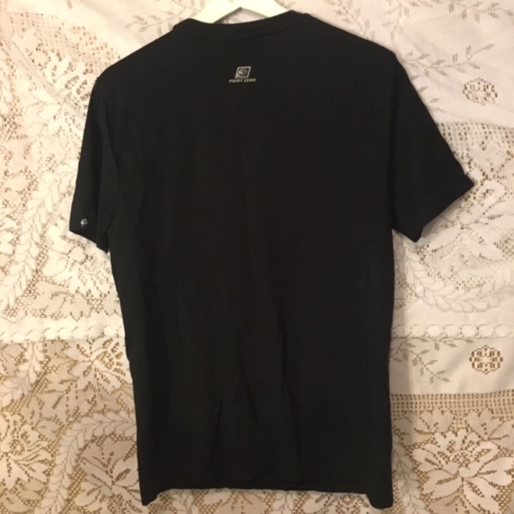 T-shirt NWOT - Picture 3 of 4
